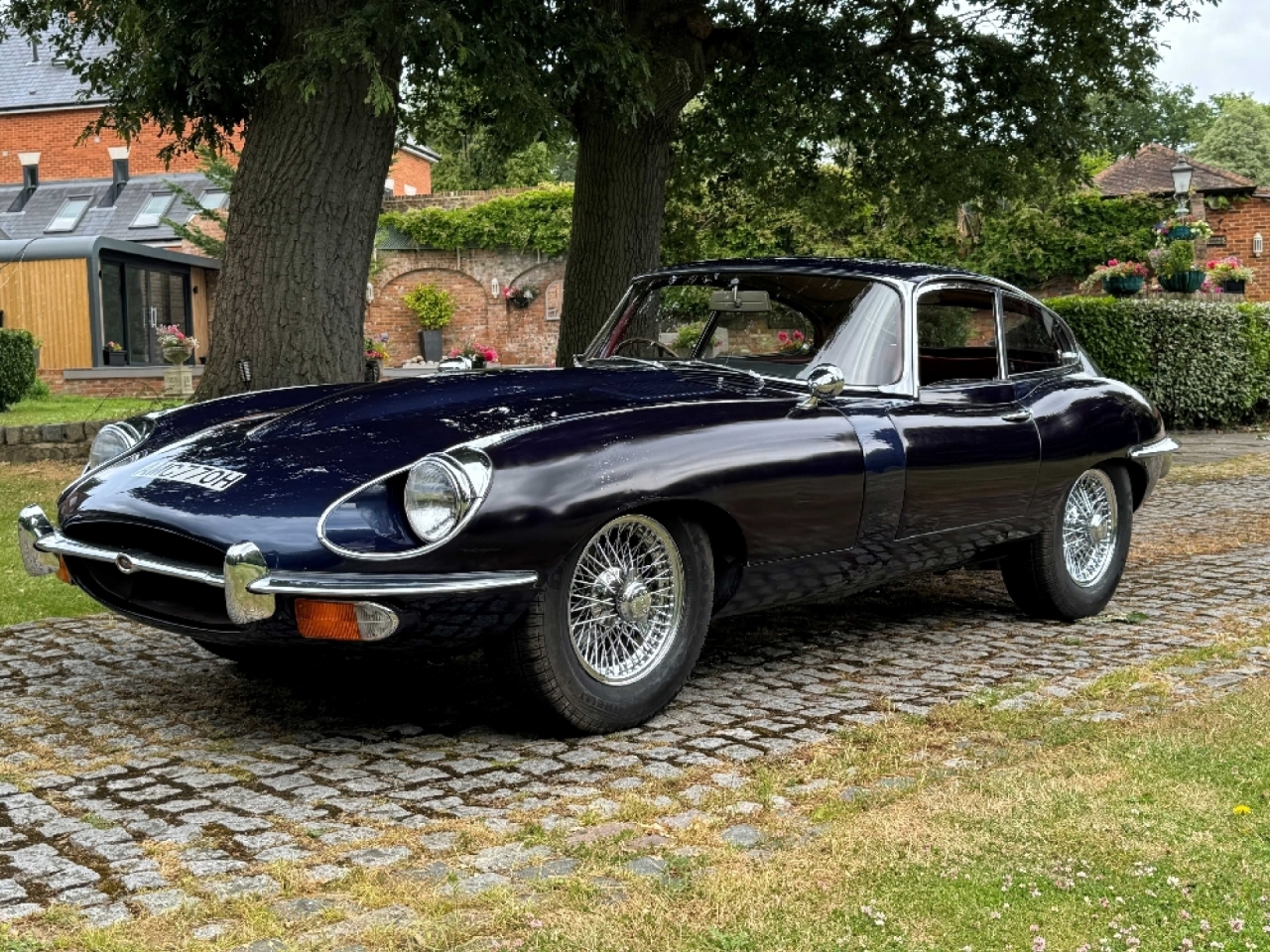 Jaguar E Type 4.2 Series II FHC