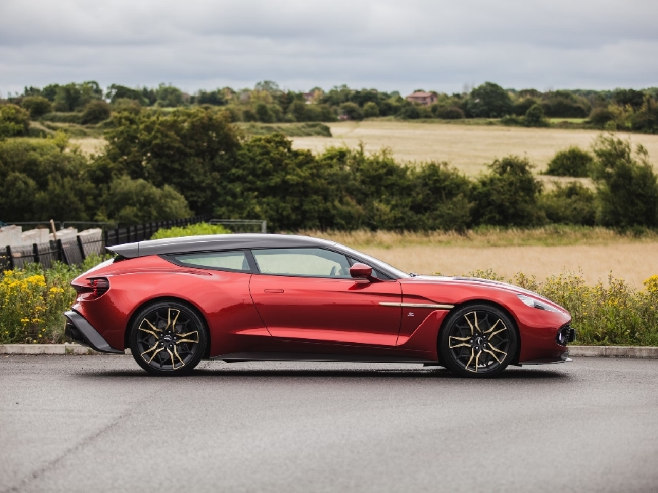 Aston Martin Vanquish Zagato Shooting Brake