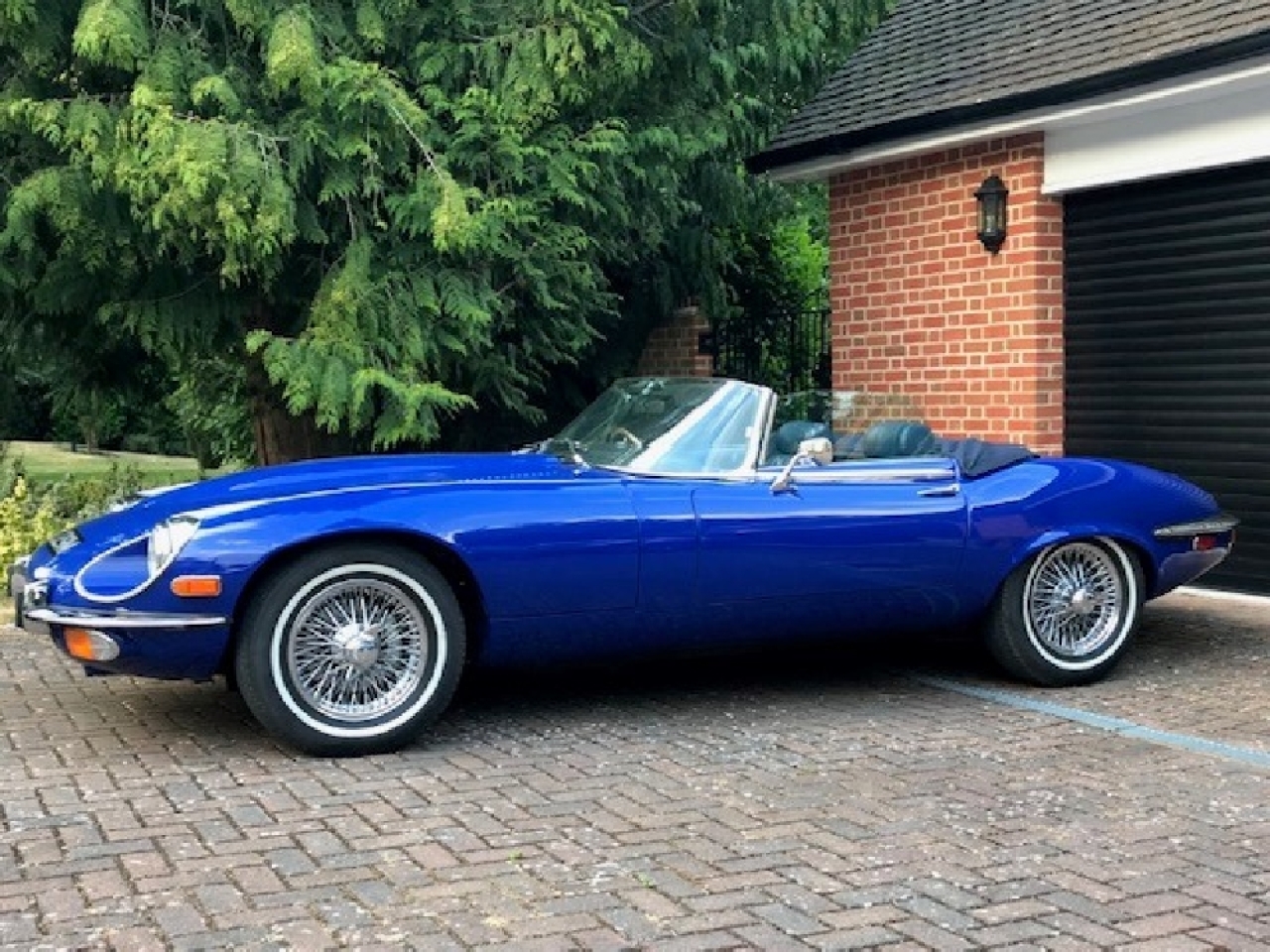 Jaguar E type V12 Roadster