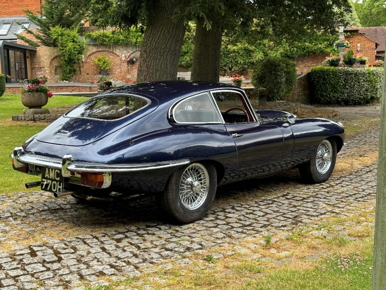 Jaguar E Type 4.2 Series II FHC