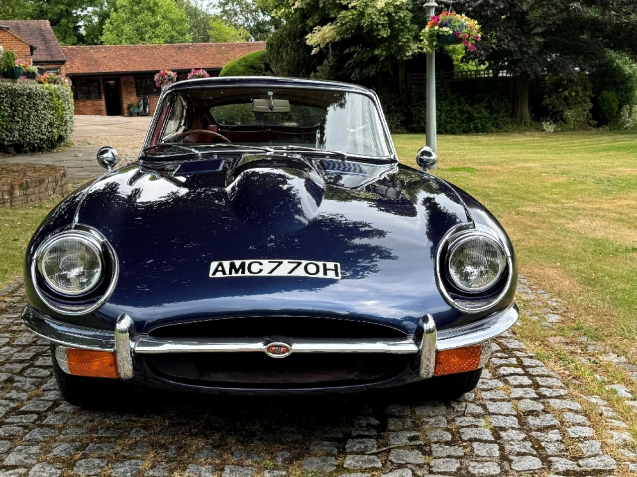 Jaguar E Type 4.2 Series II FHC