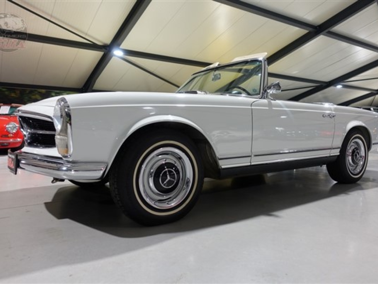 1967 Mercedes - Benz W113 250SL Pagode