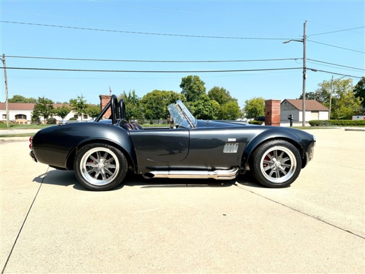 1965 AC Factory Five Cobra