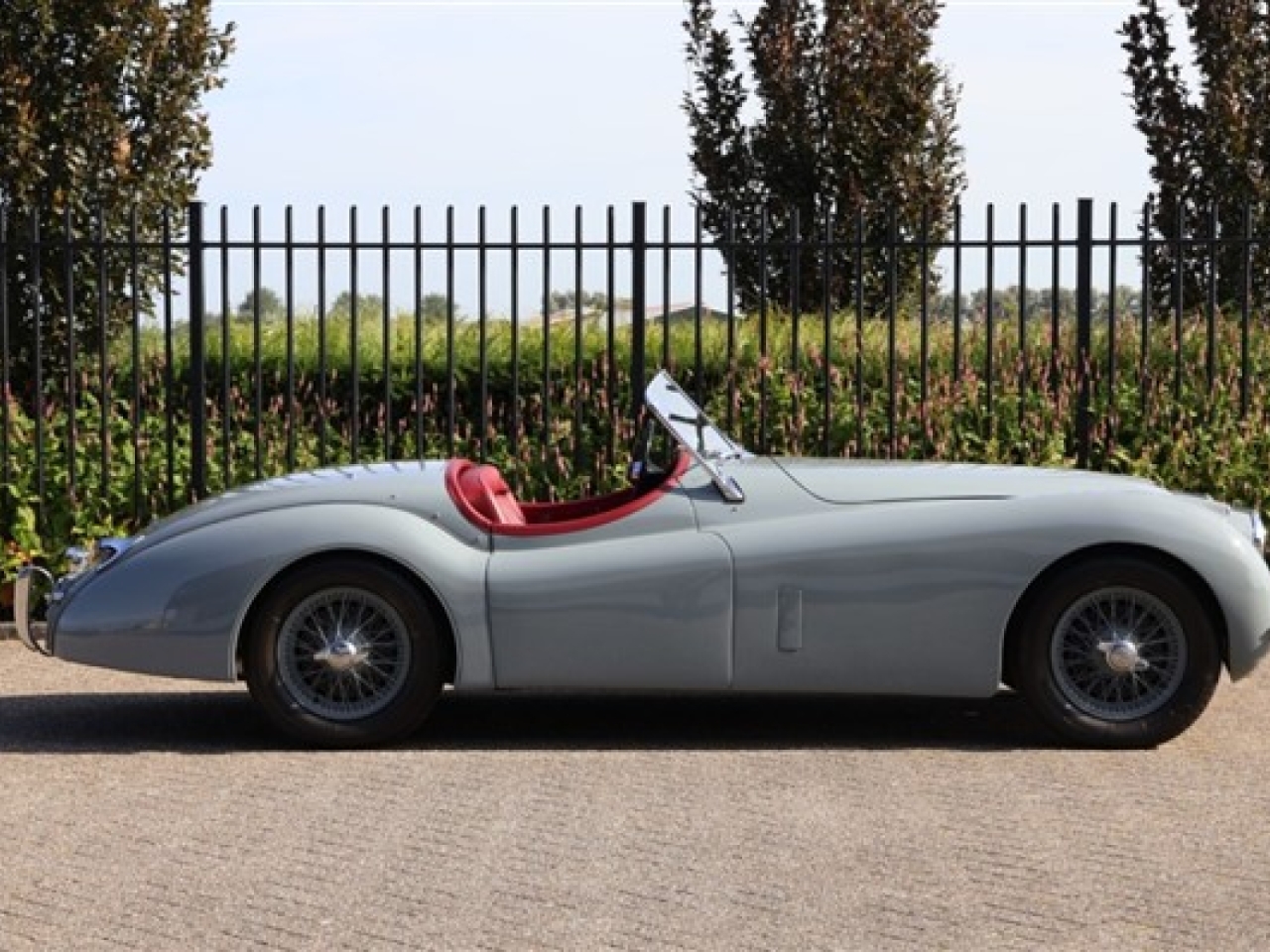 1953 Jaguar XK120 OTS