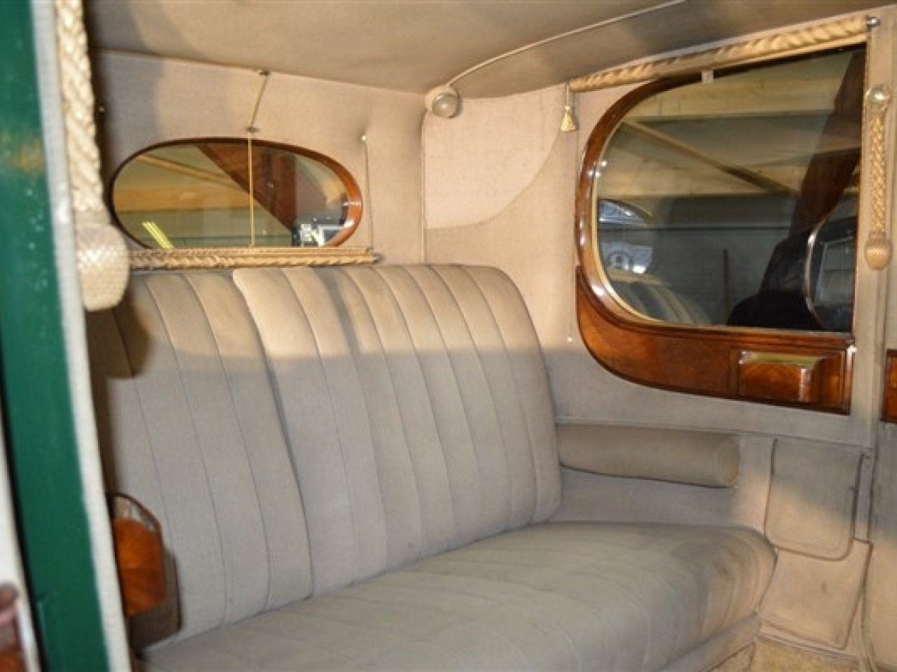 1928 Rolls-Royce Phantom I / Barker / Enclosed Limousine