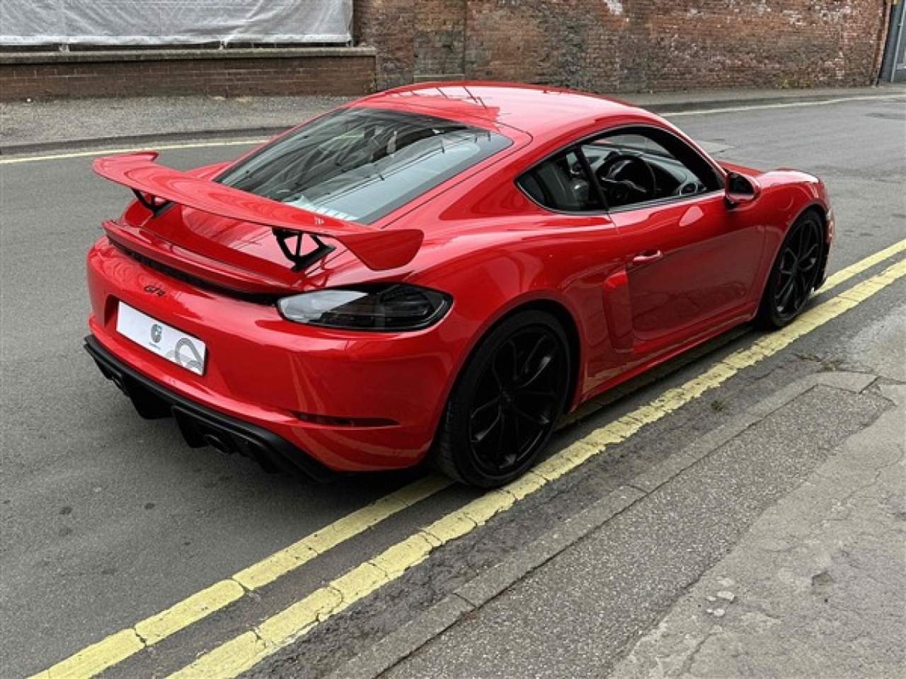 2019 Porsche 718 Cayman GT4