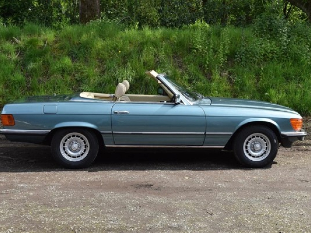 1980 Mercedes - Benz R107 280SL