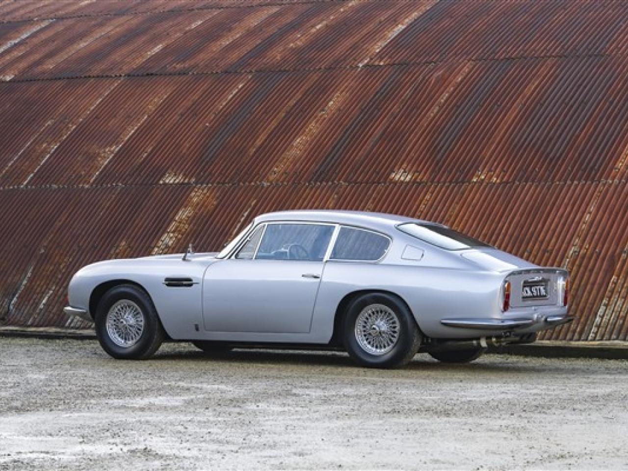 1967 Aston Martin DB6 Vantage Spec