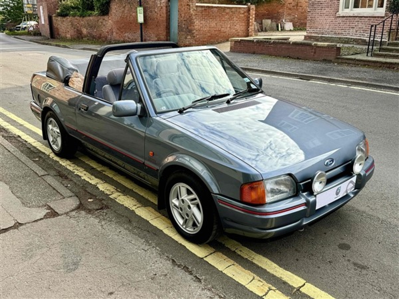 1989 Ford Escort cabriolet