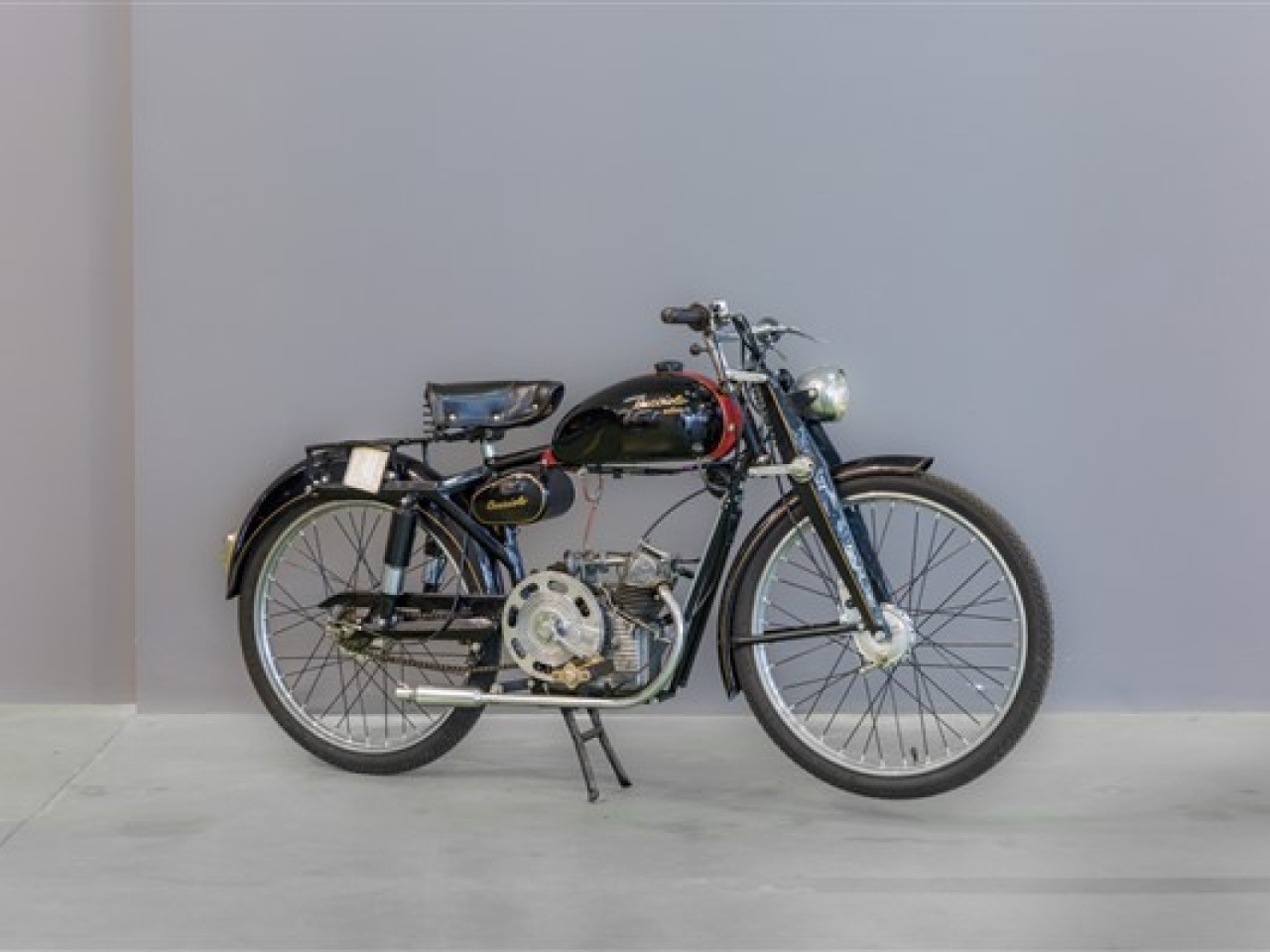 1950s Ducati Cucciolo (Lot 11)