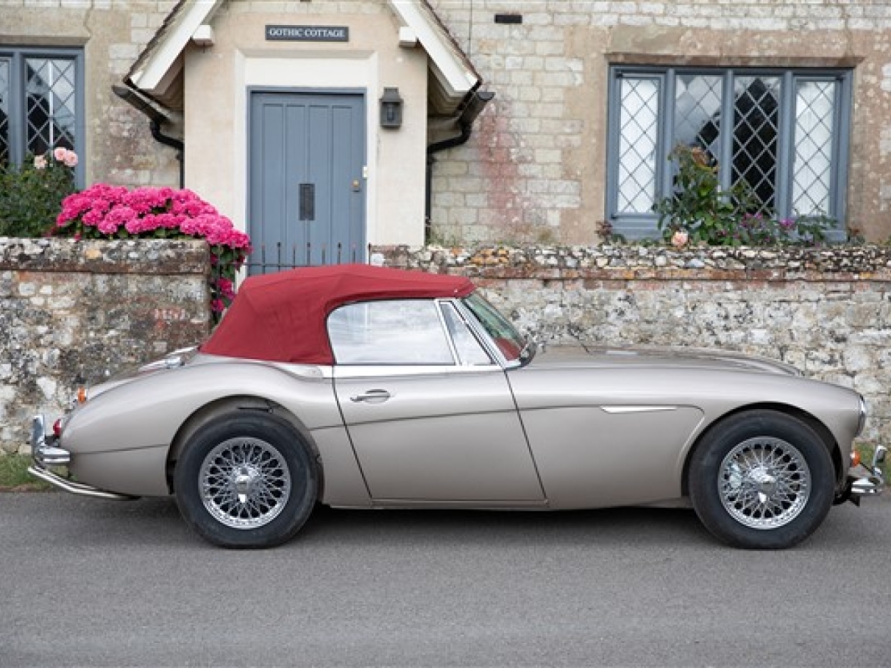 1967 Austin Healey 3000 MKIII  (New Restoration)