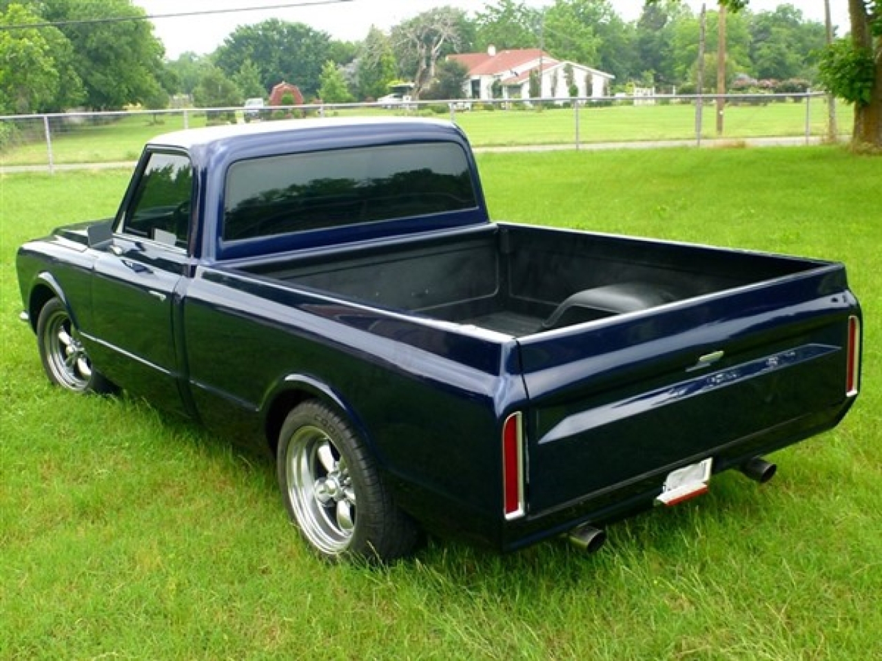 1968 Chevrolet C10 Custom Pickup