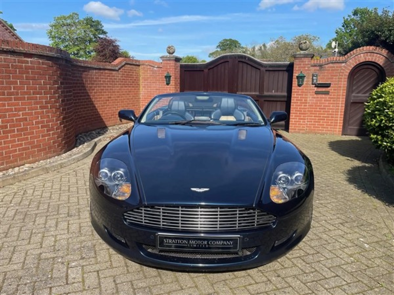 2010 Aston Martin DB9 Volante Touchtronic