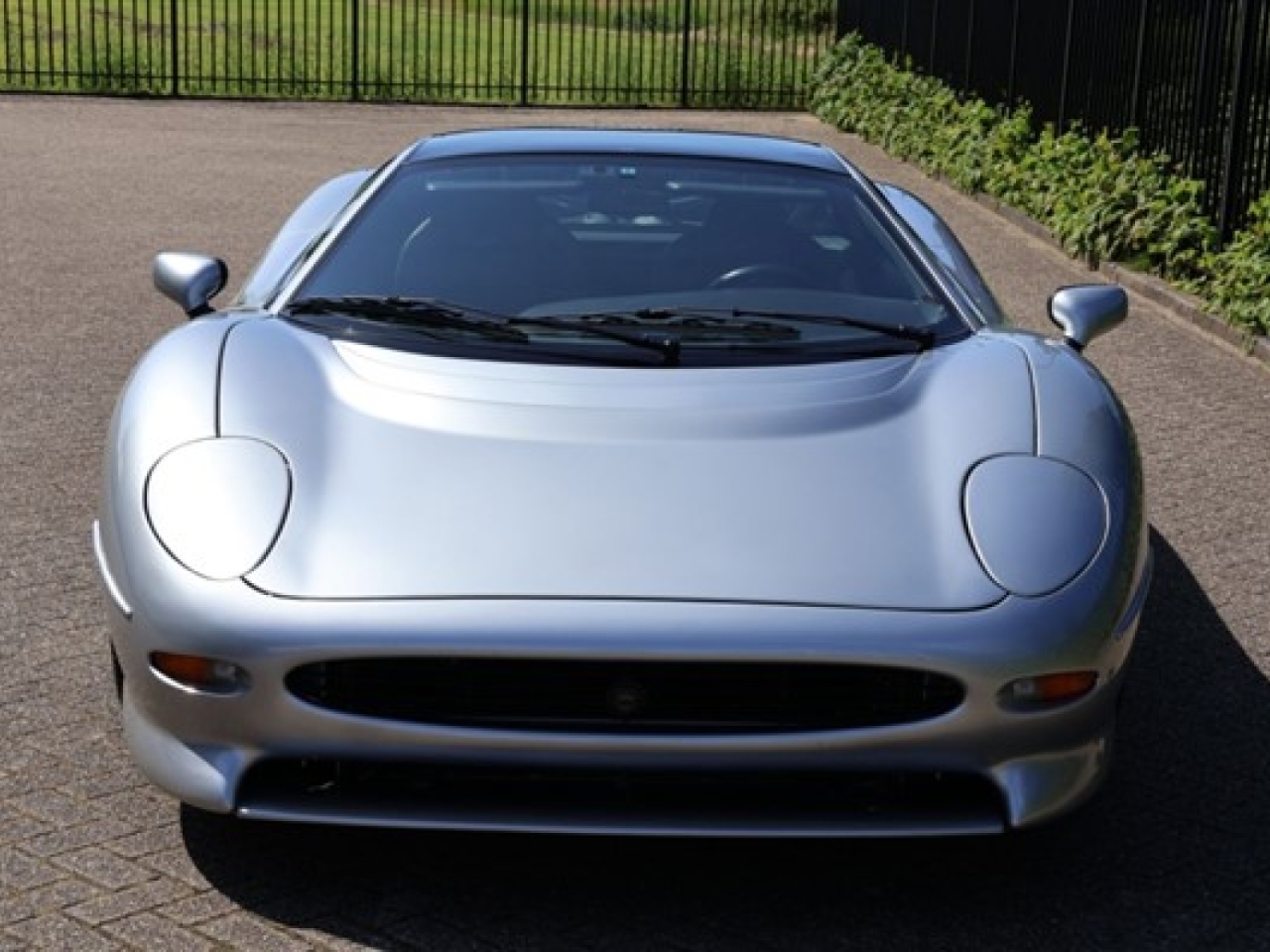 1993 Jaguar XJ220