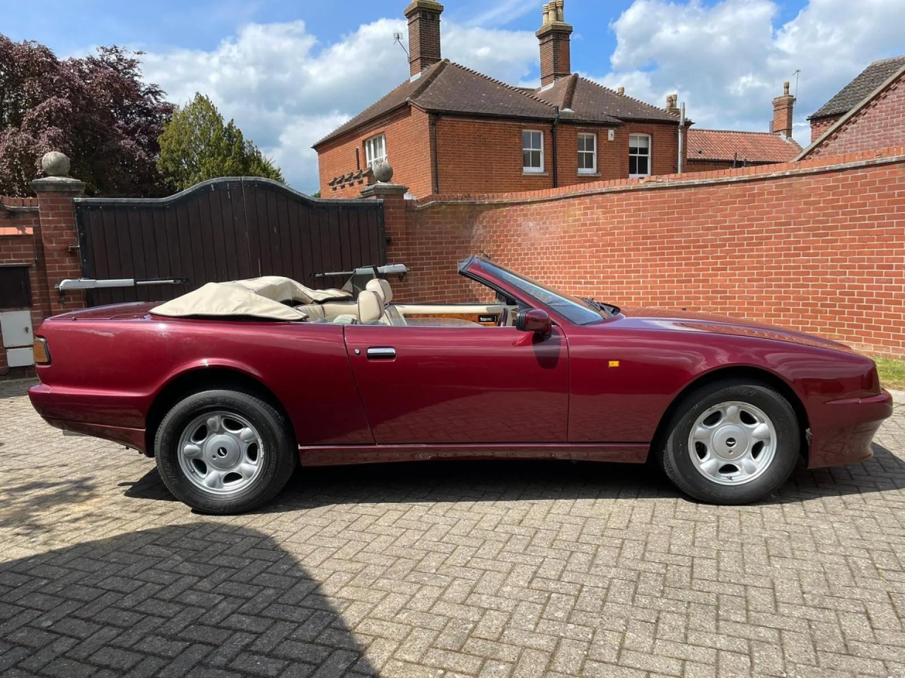 1992 Aston Martin Virage Volante