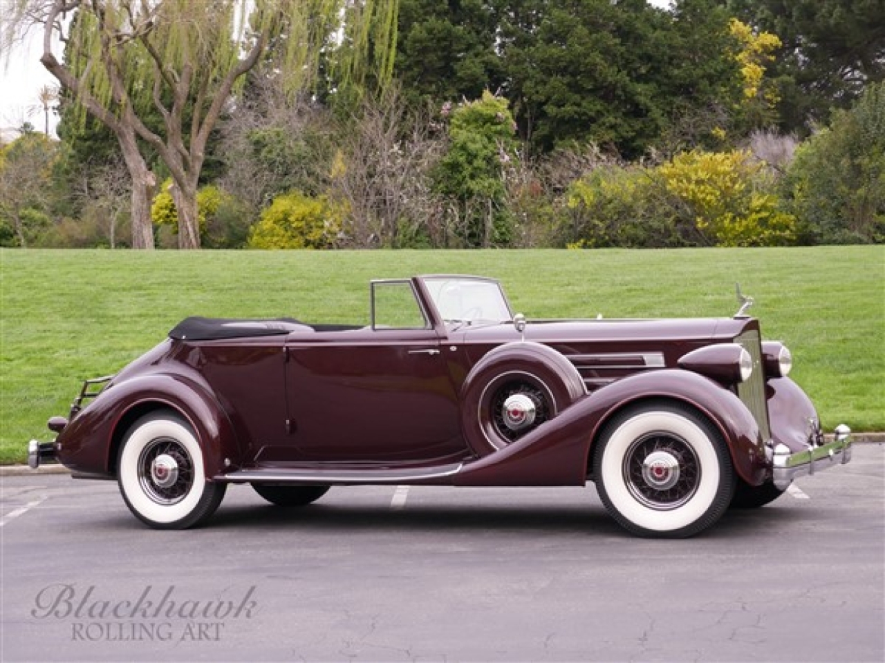 1935 Packard Twelve Victoria