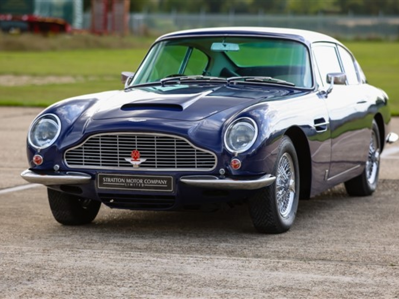 1967 Aston Martin DB6 (RS Williams Conversion to Vantage Spec)