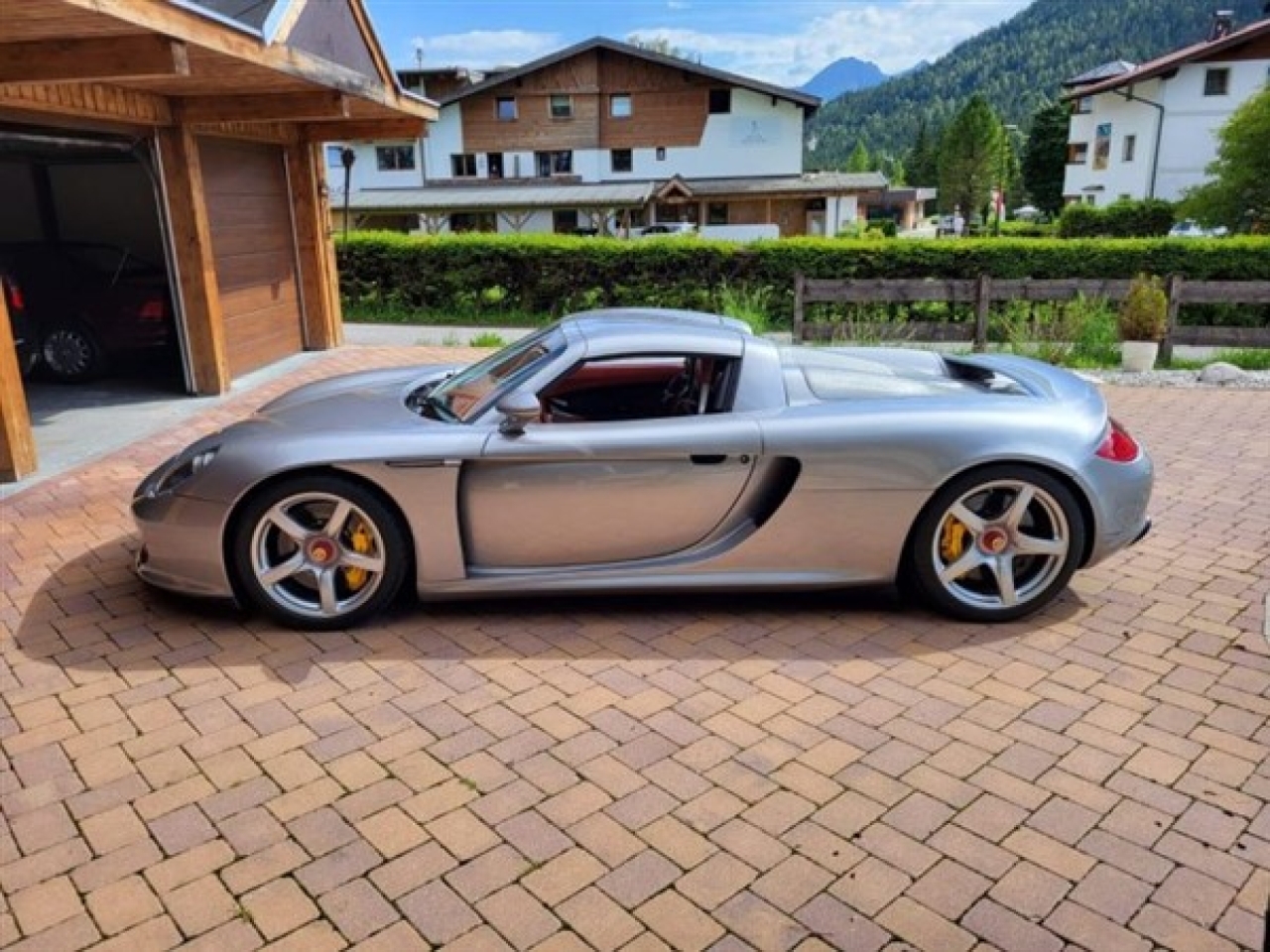 Porsche Carrera GT