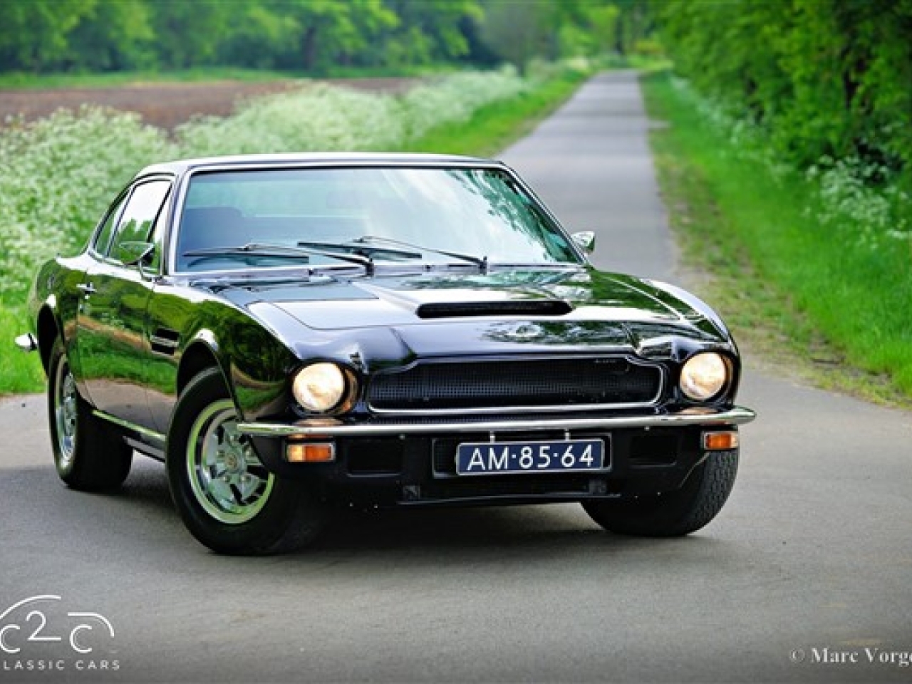 1972 Aston Martin DBS V8