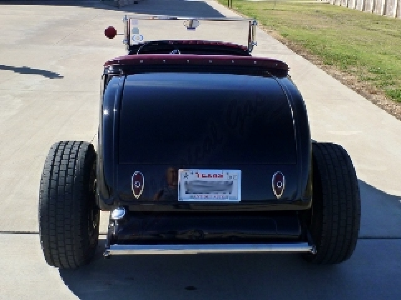 1932 Ford Hi-Boy Roadster