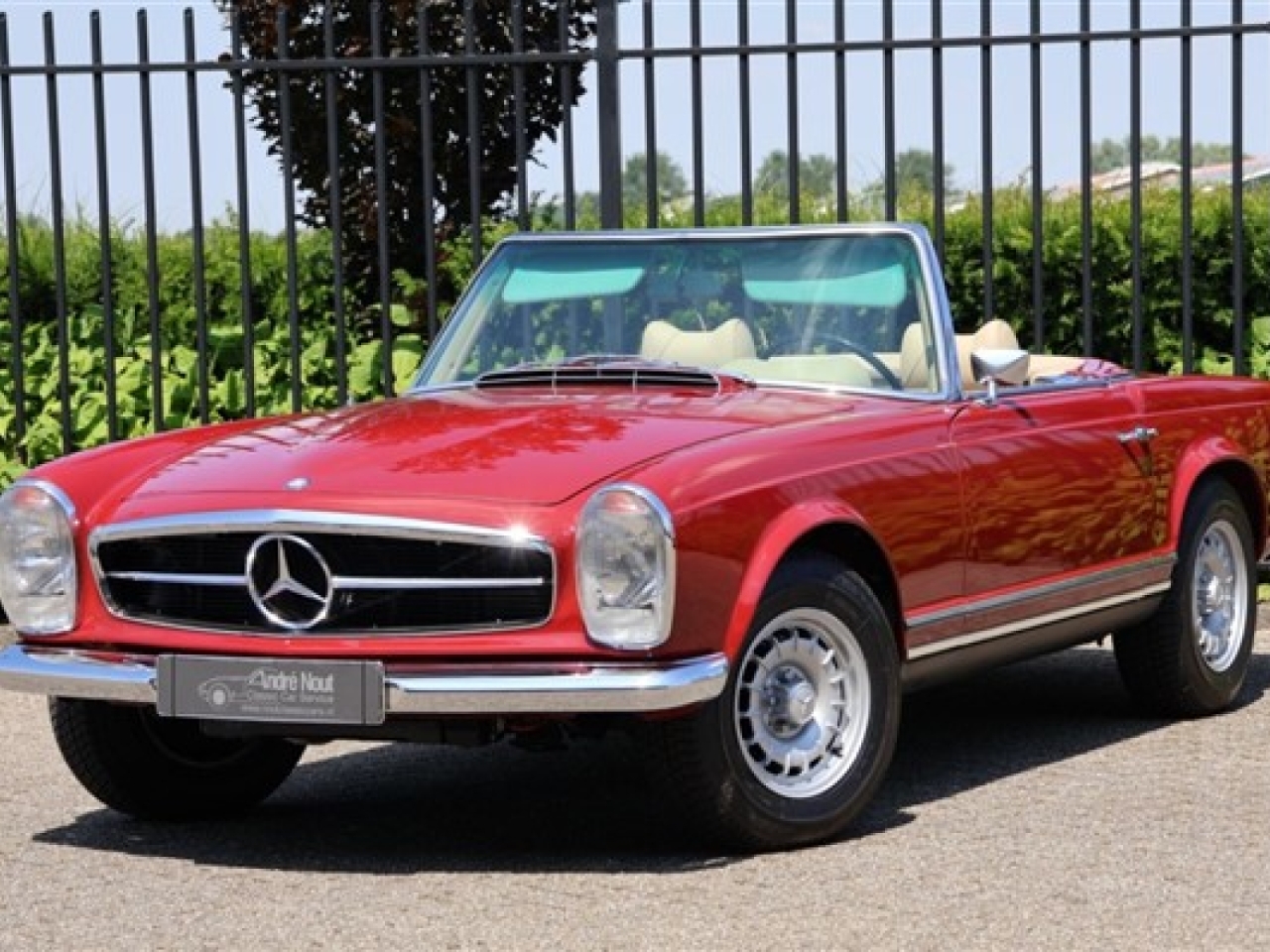 1970 Mercedes - Benz 280 SL Pagode