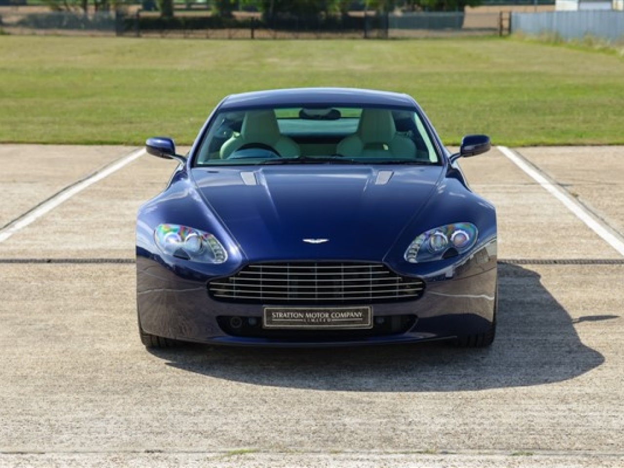 2009 Aston Martin V8 Vantage