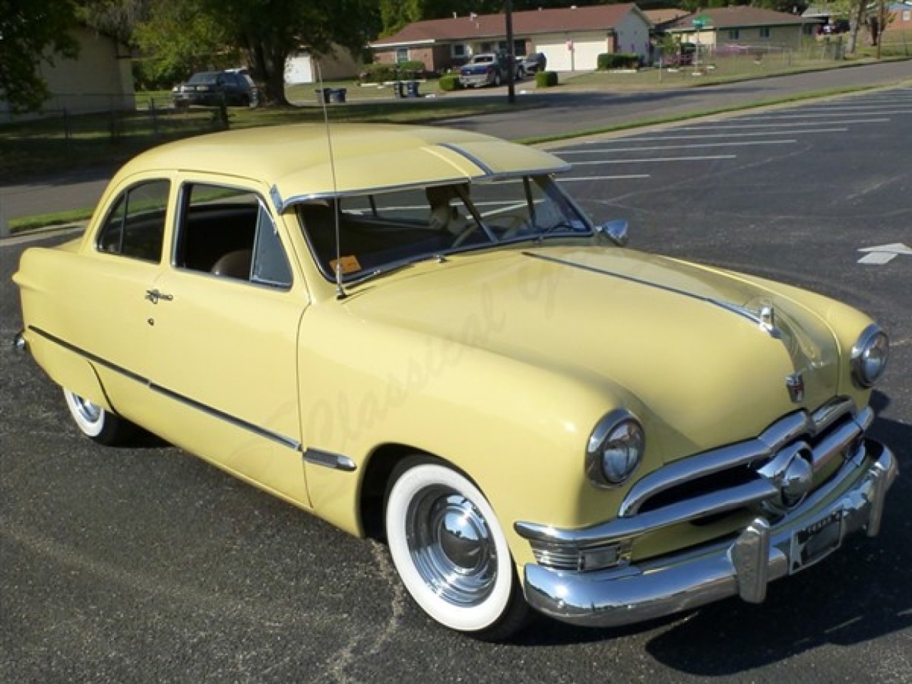 1950 Ford Custom Deluxe