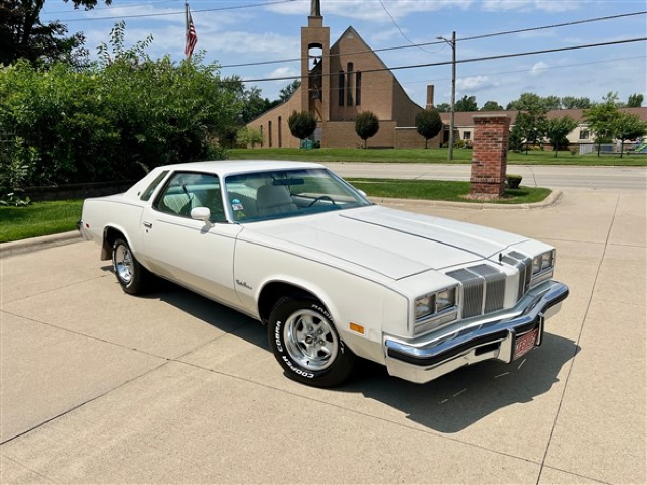 1976 Oldsmobile Cutlass Supreme