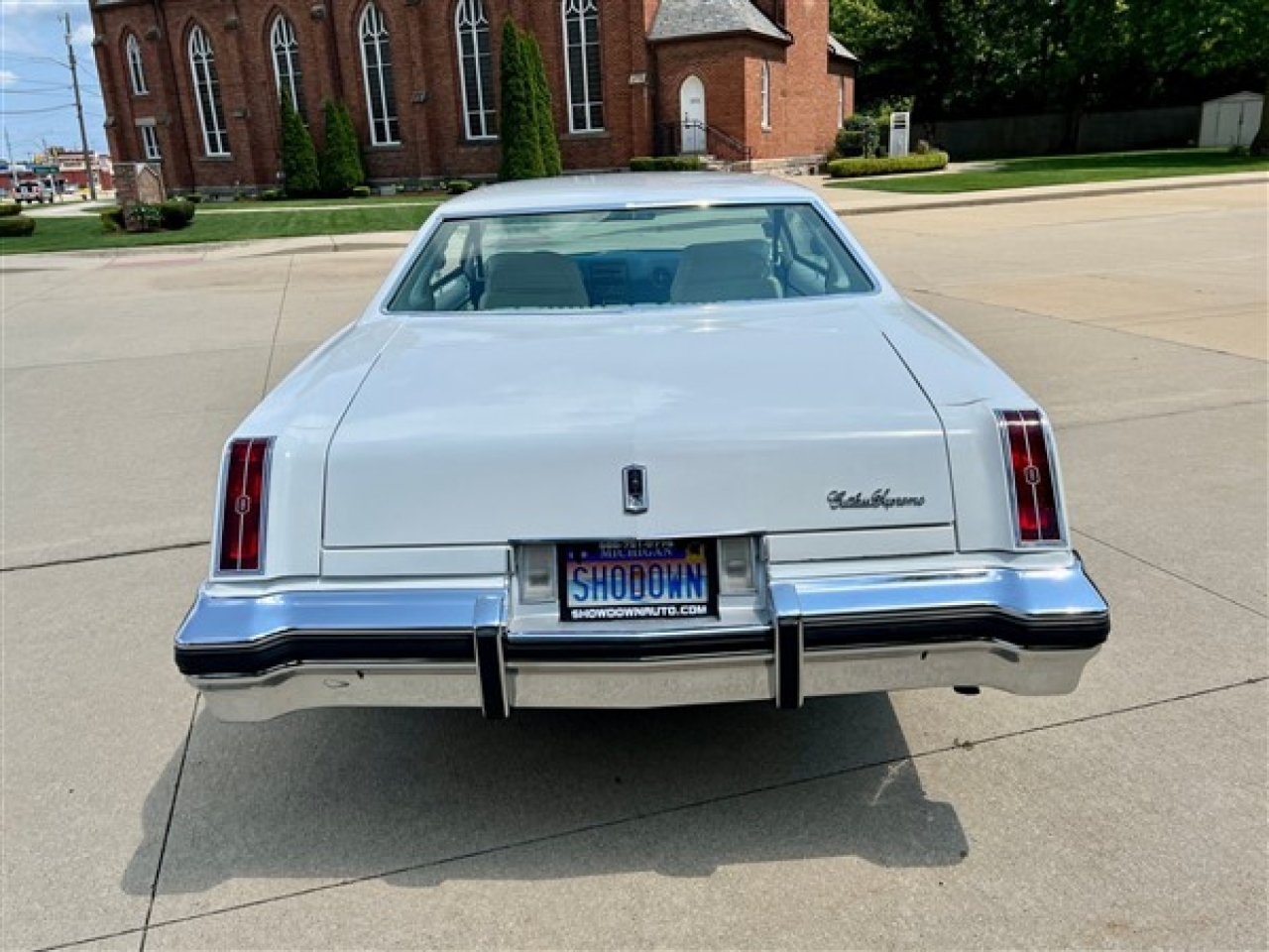 1976 Oldsmobile Cutlass Supreme