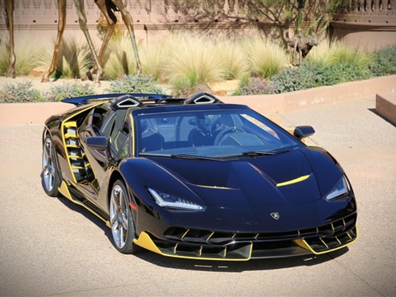 2017 Lamborghini Centenario Roadster