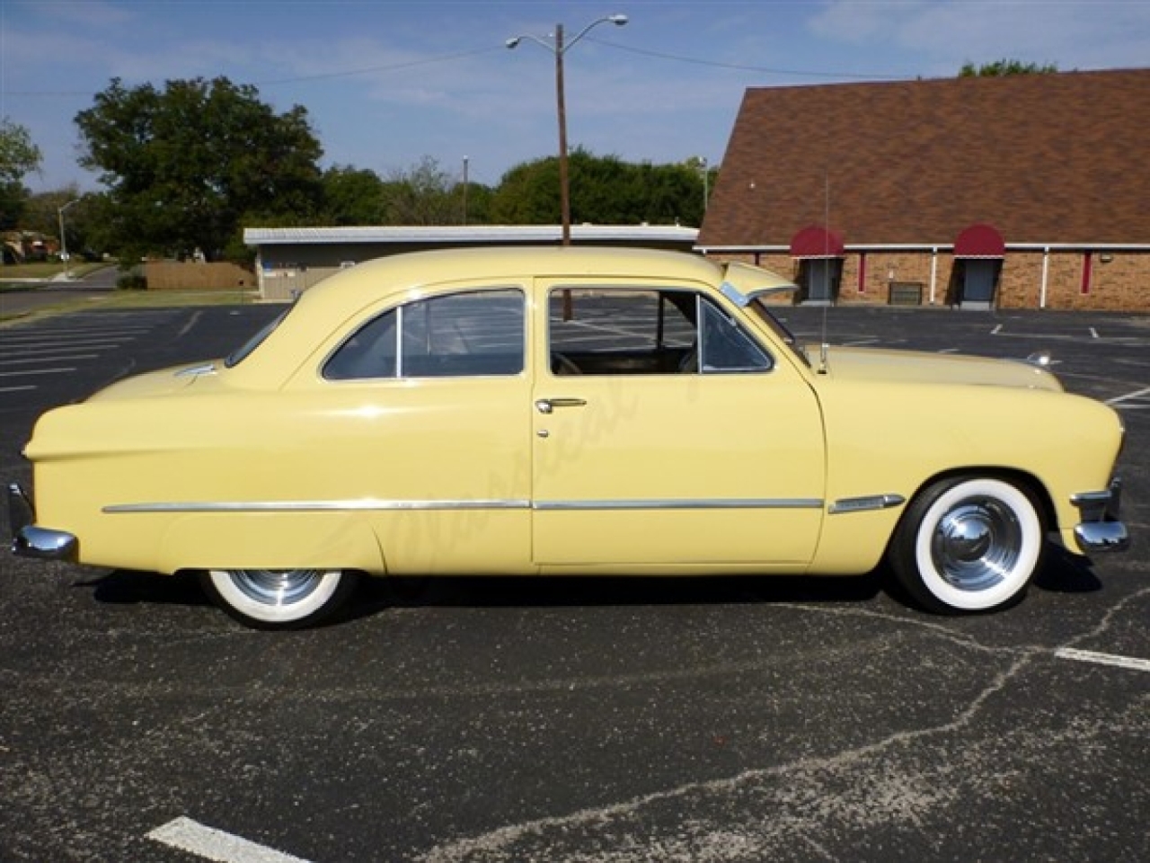 1950 Ford Custom Deluxe