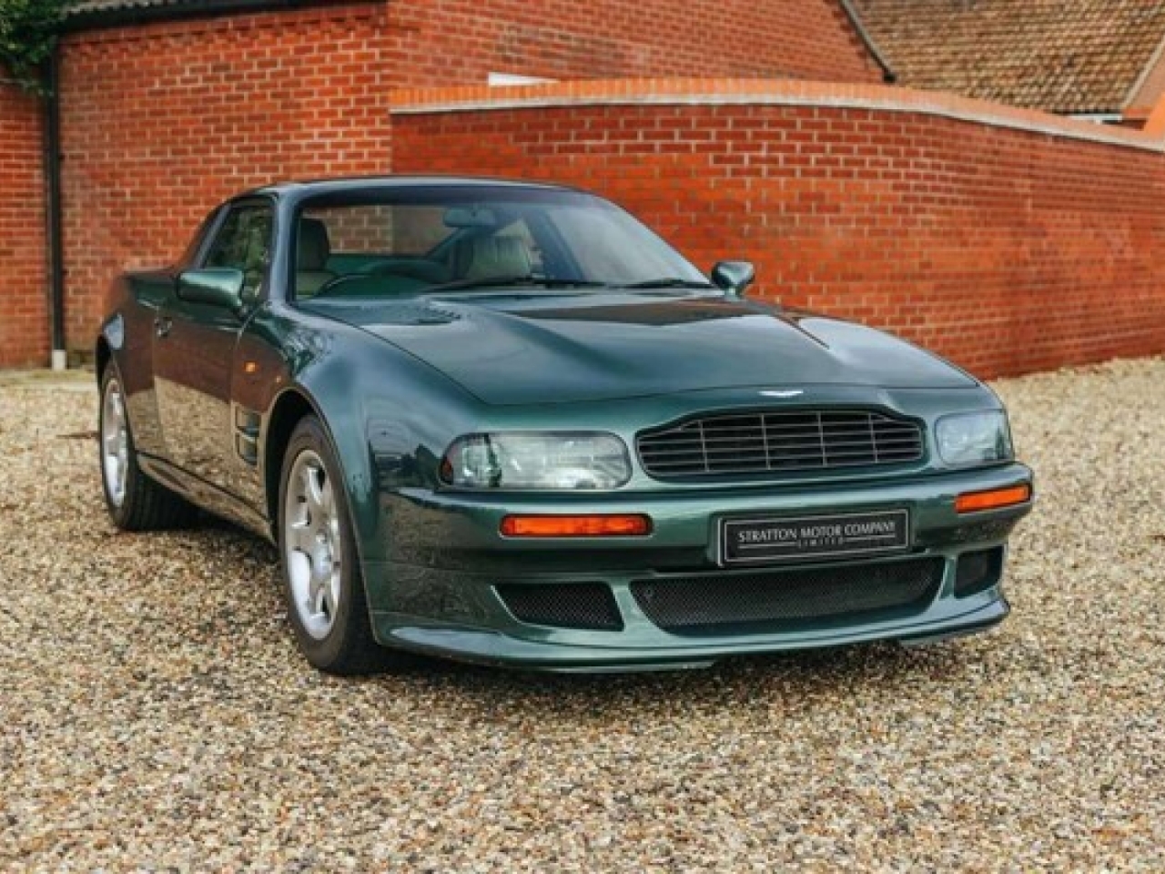 1994 Aston Martin Vantage V550