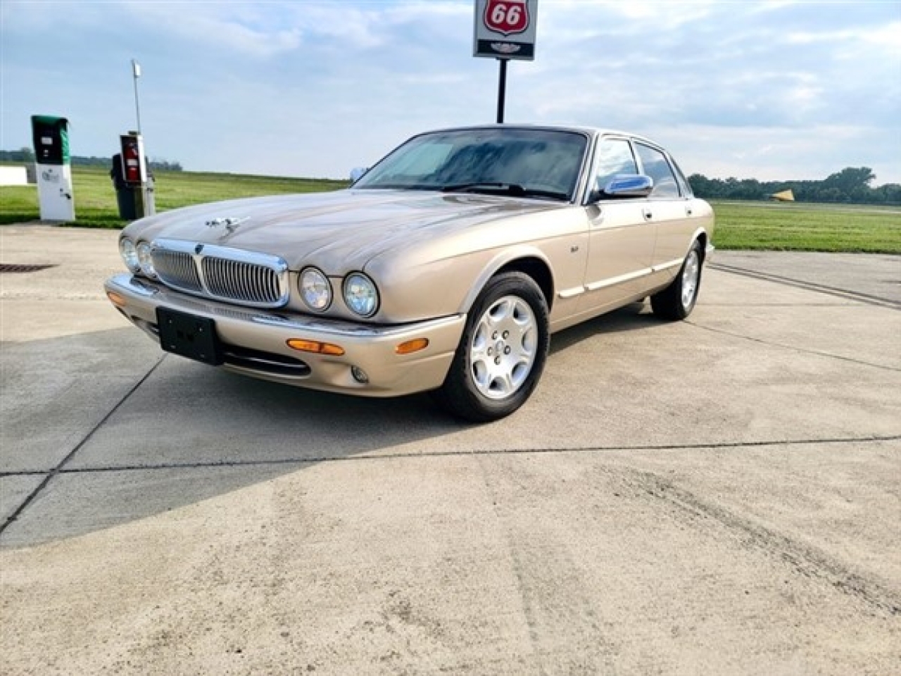 2003 Jaguar XJ8