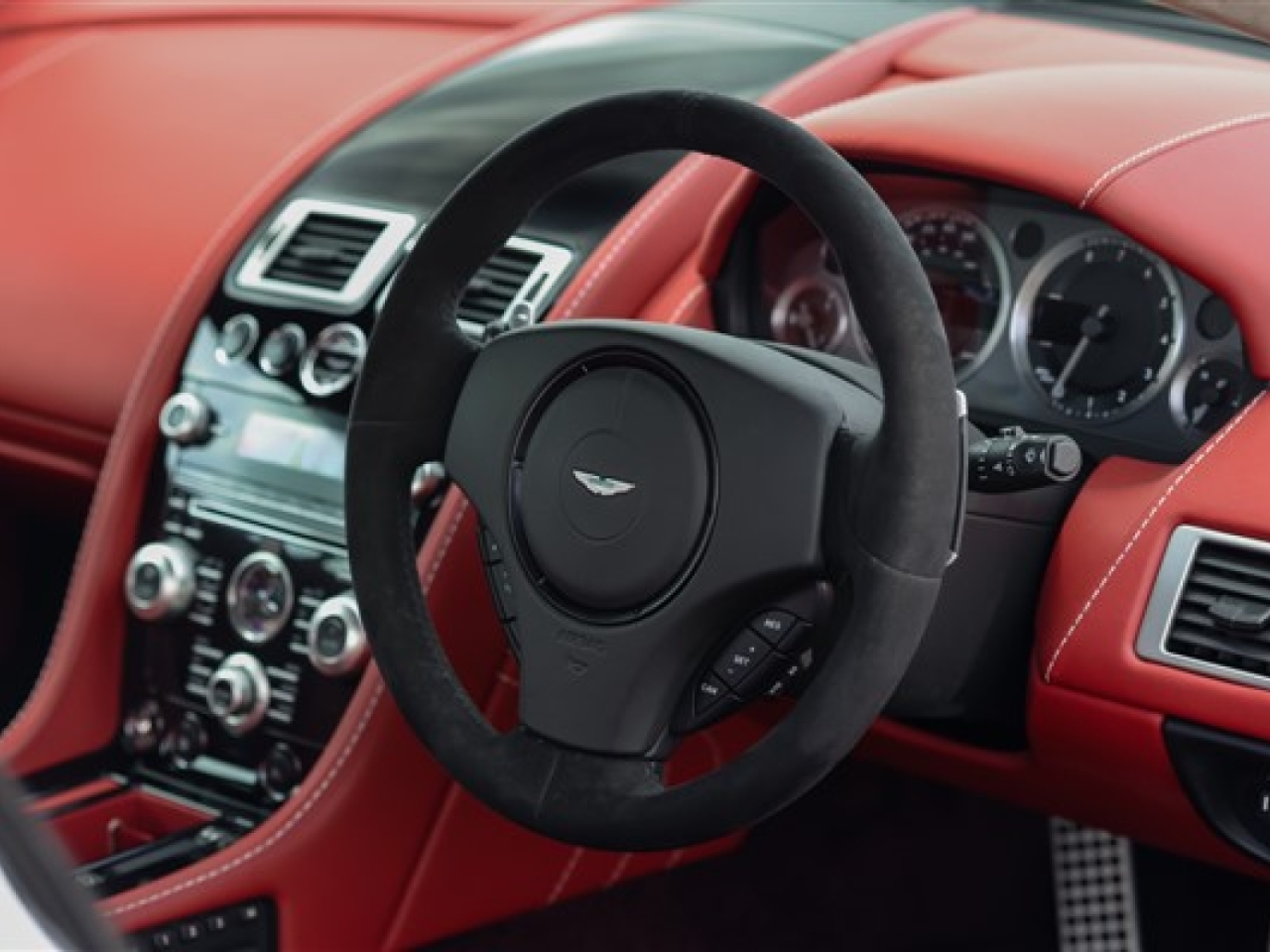 2012 Aston Martin V8 Vantage S 4.7