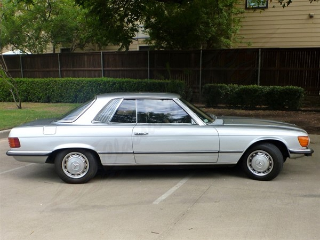 1974 Mercedes - Benz 450 SLC