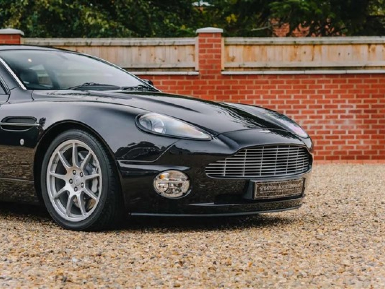 2005 Aston Martin Vanquish V12 Sports Dynamic Pack