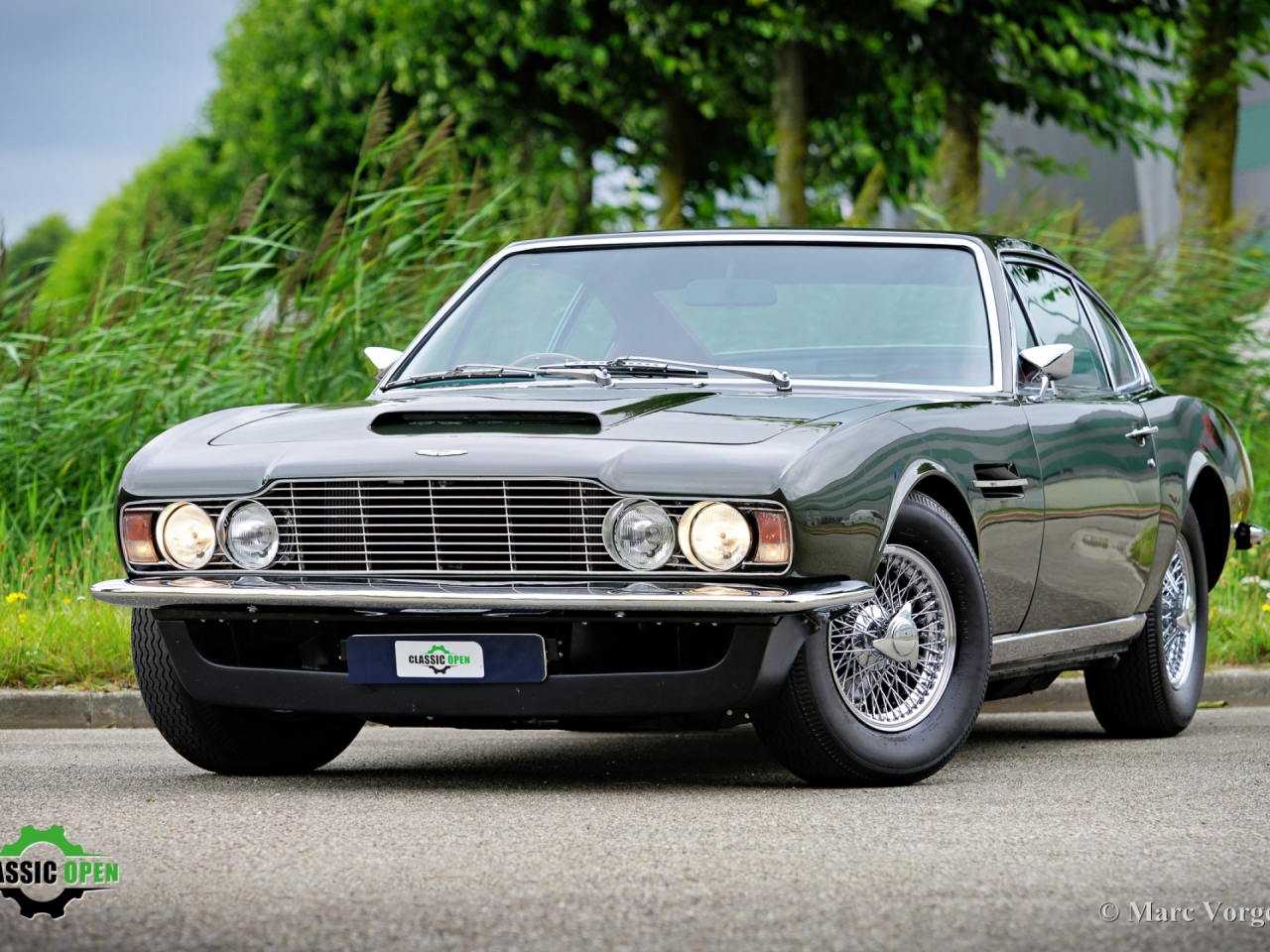 Aston Martin DBS Coupe 5-speed (RHD)