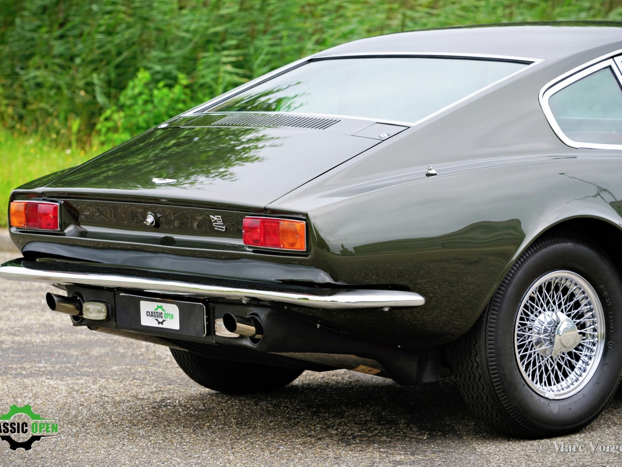 Aston Martin DBS Coupe 5-speed (RHD)