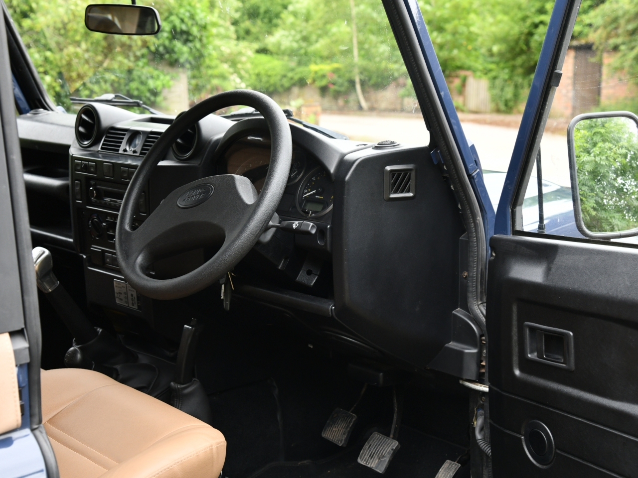 Land Rover Defender 90 Soft top