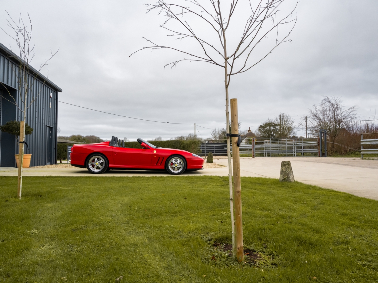 LHD Ferrari 550 Barchetta “Fiorano Handling Pack”