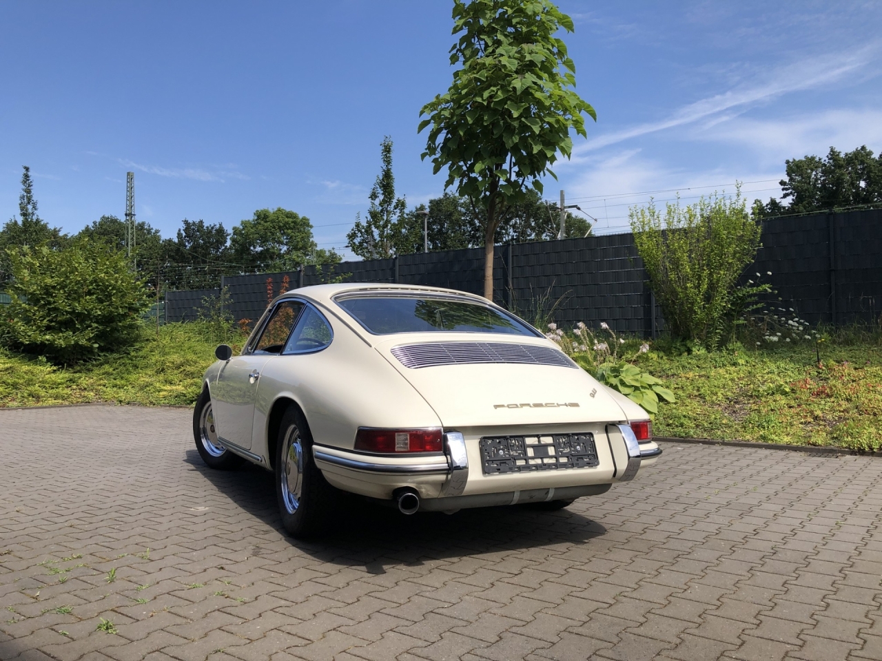 1965 (MY66) Porsche 911 Sunroof Coupe