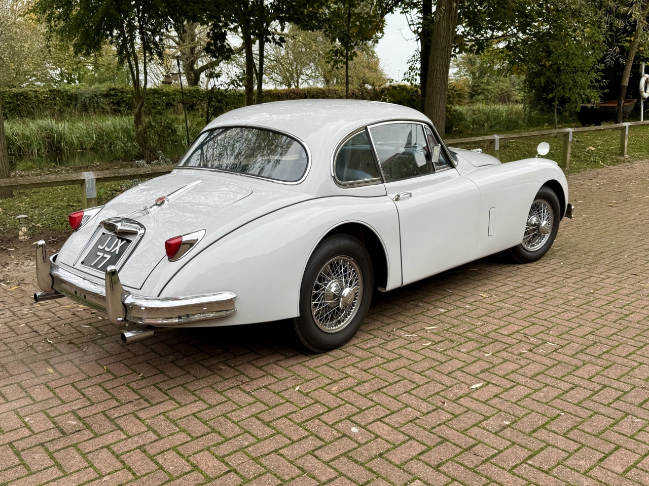 Jaguar XK150S FHC