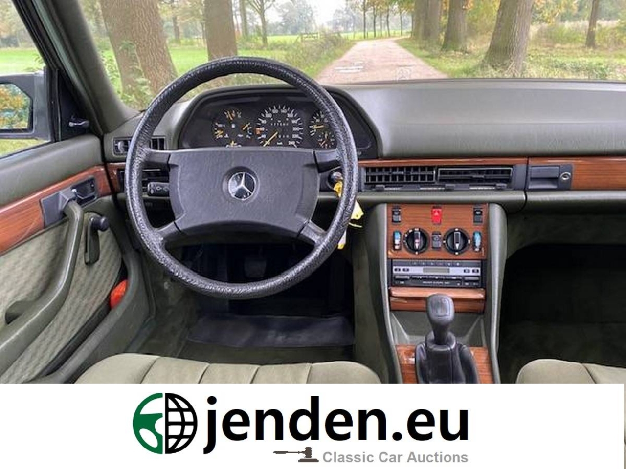 Mercedes Benz 260SE - 1986 - Abolute topcondition