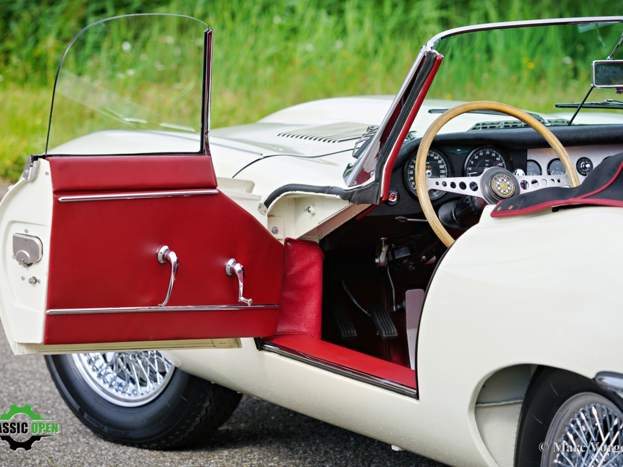 Jaguar E-type 3.8 Roadster (LHD)