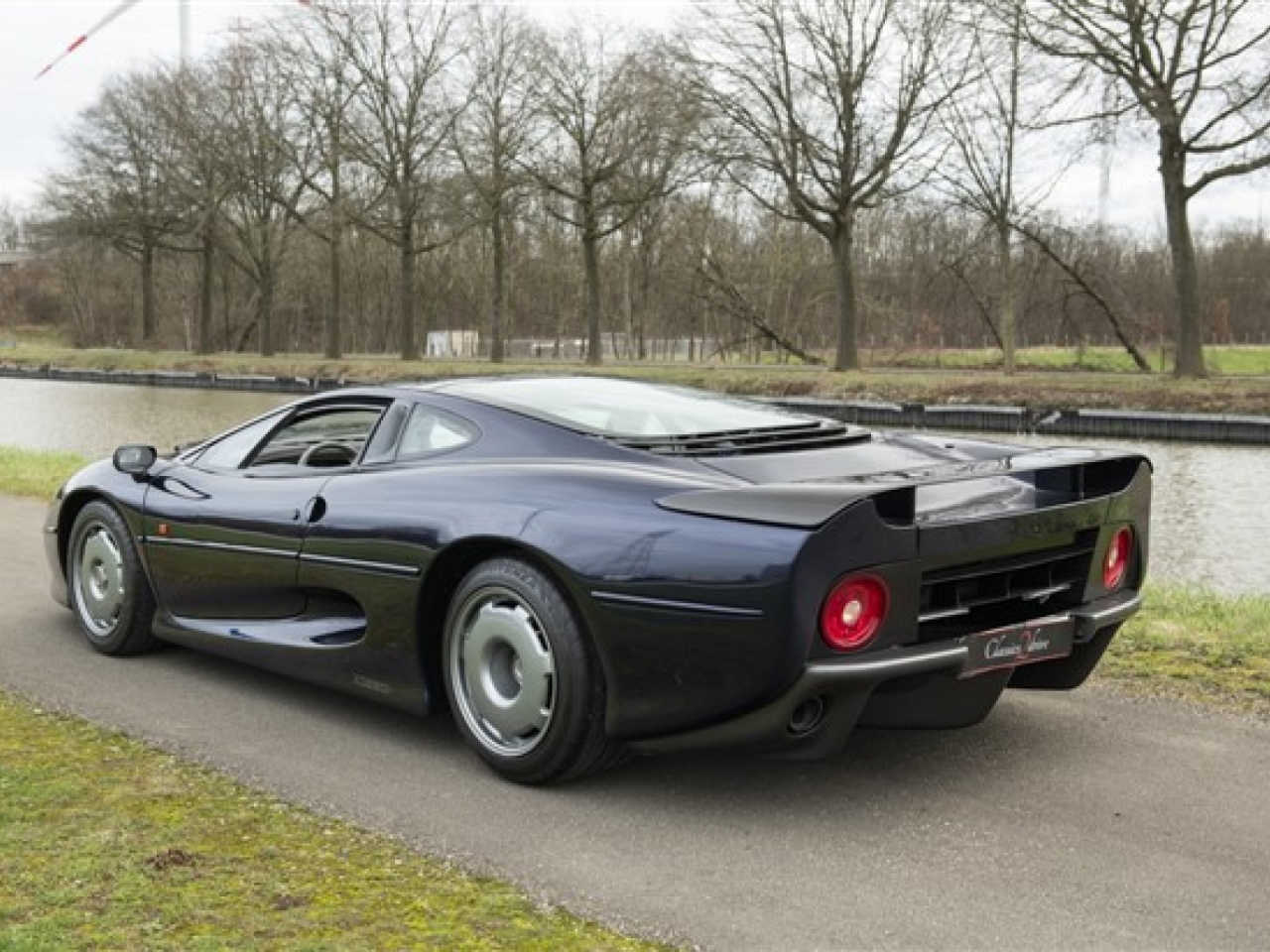 1998 Jaguar XJ 220