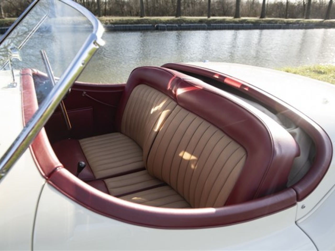 1949 Jaguar XK 120 “ALLOY”