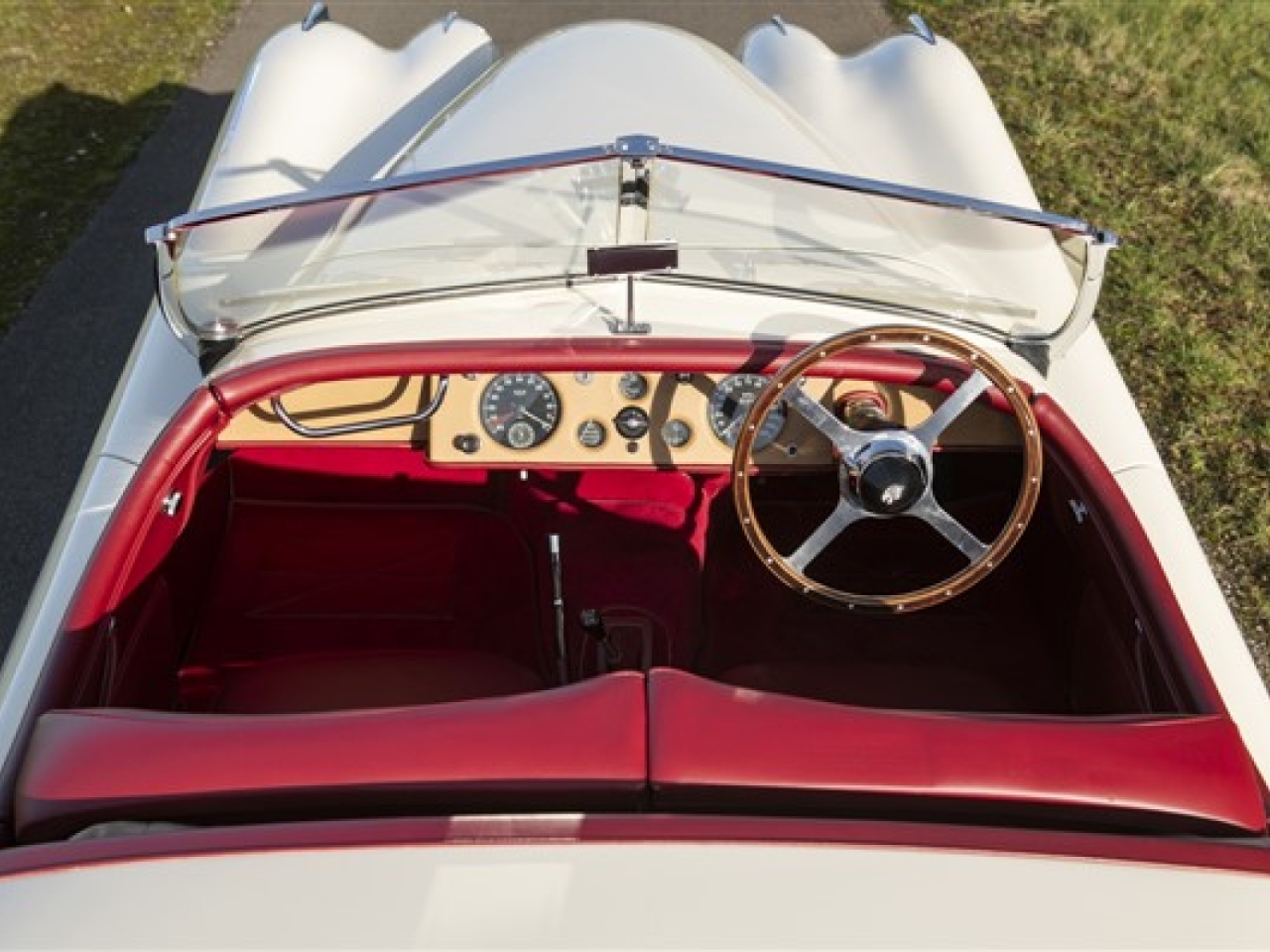 1949 Jaguar XK 120 “ALLOY”