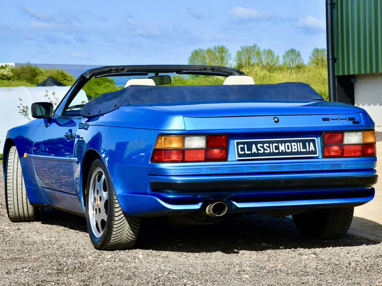 Porsche 944 S2 Convertible