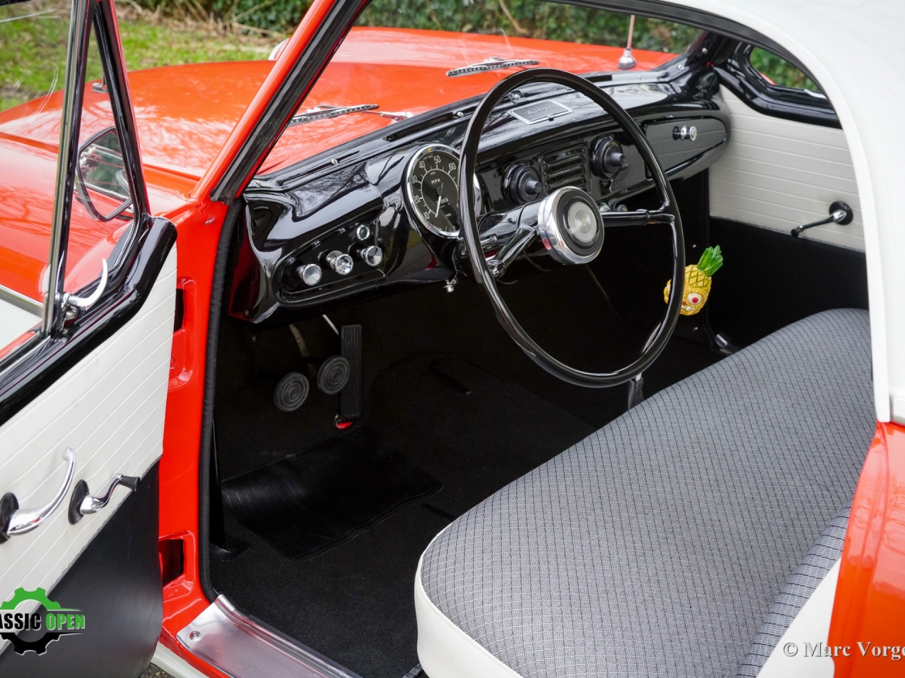 1959 Nash Metropolitan Coupe