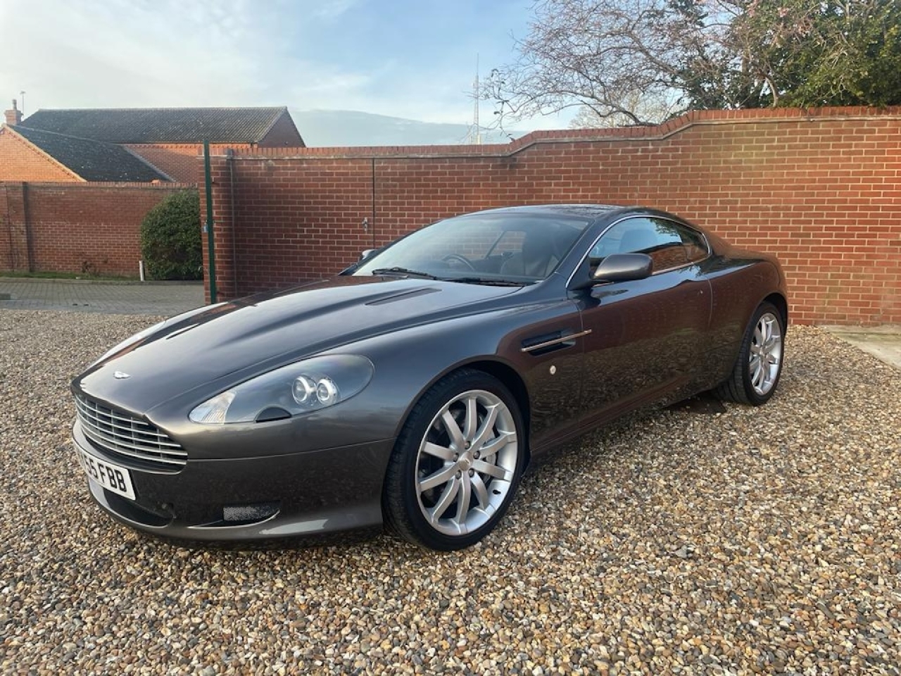 Aston Martin DB9 Coupe